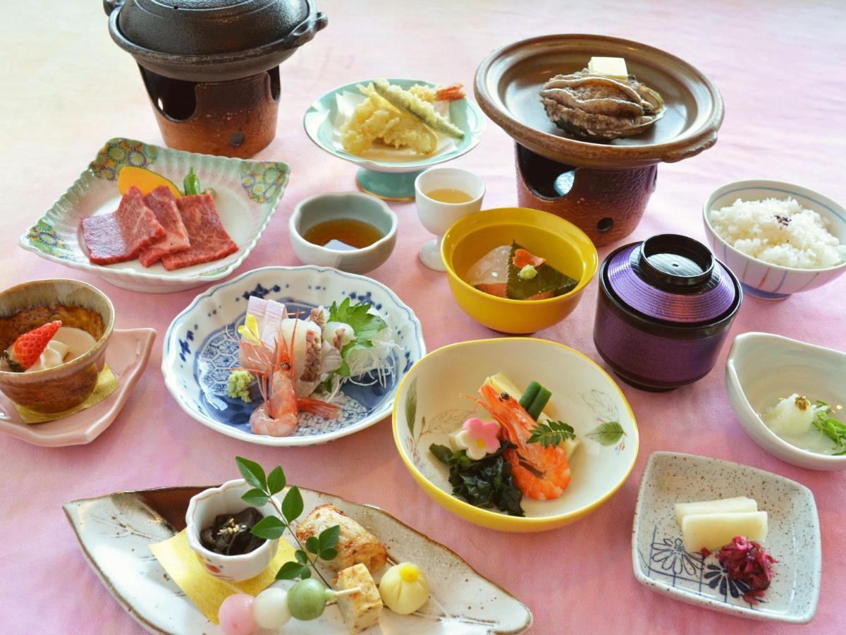 Hotel Koshuen Wajima Buitenkant foto
