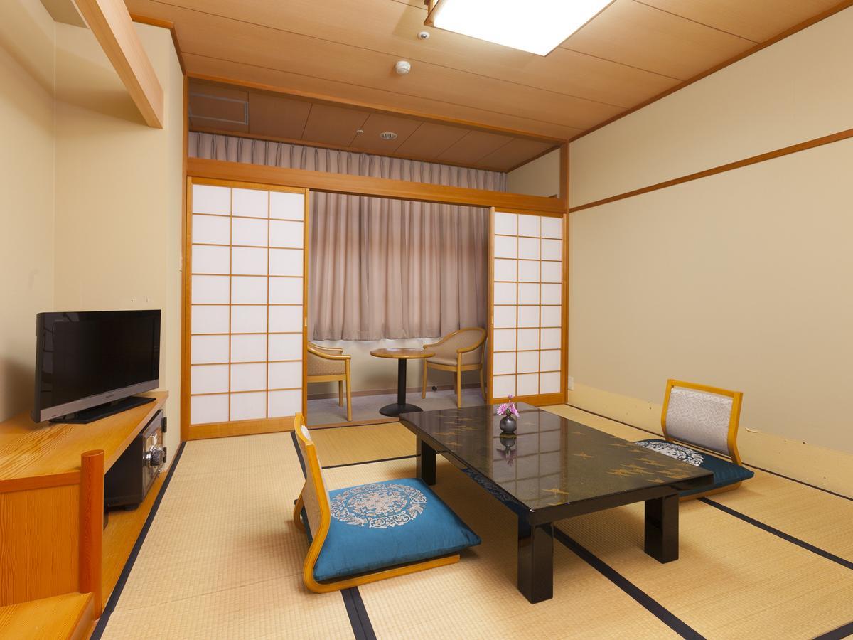 Hotel Koshuen Wajima Buitenkant foto