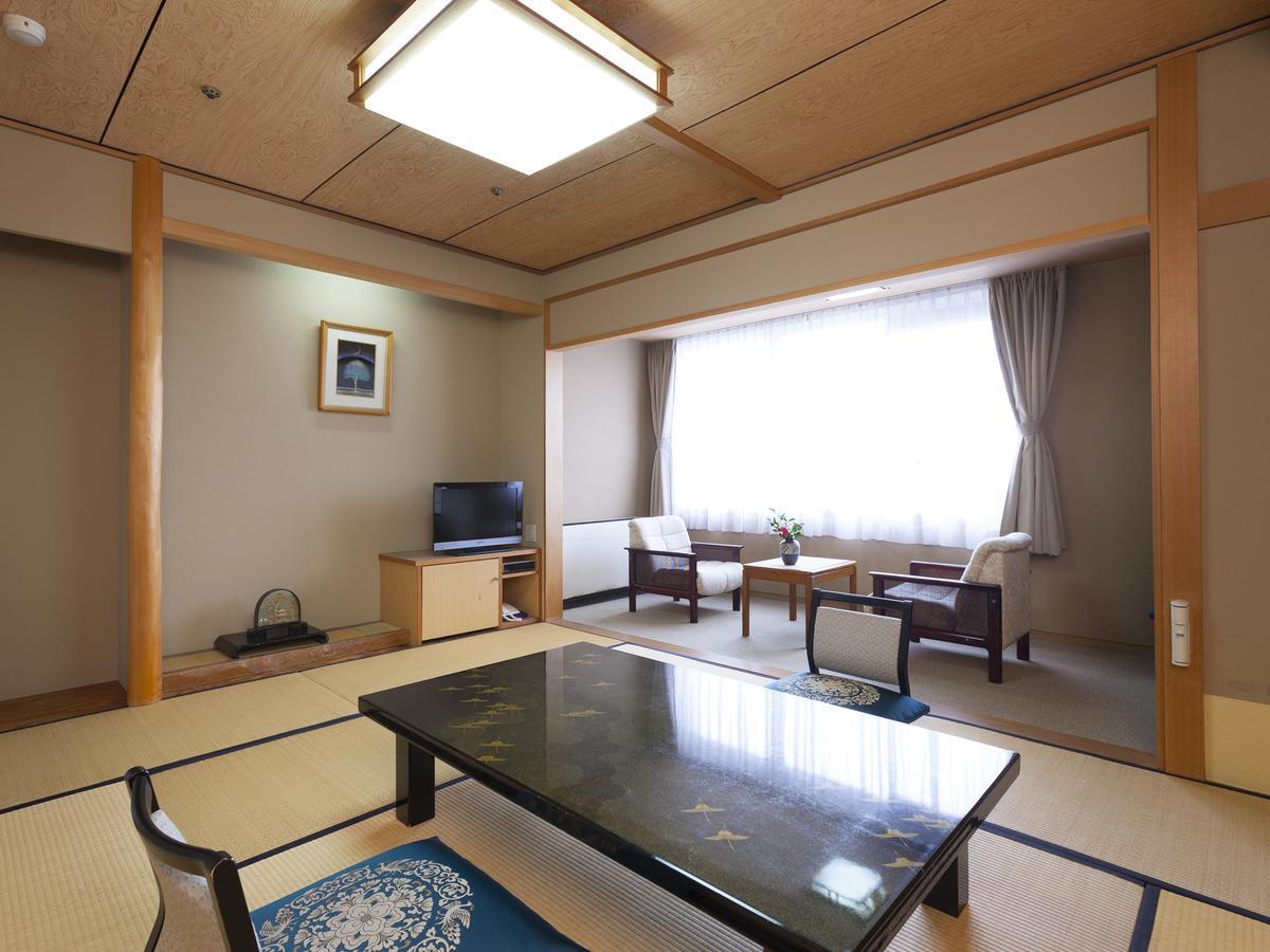 Hotel Koshuen Wajima Buitenkant foto